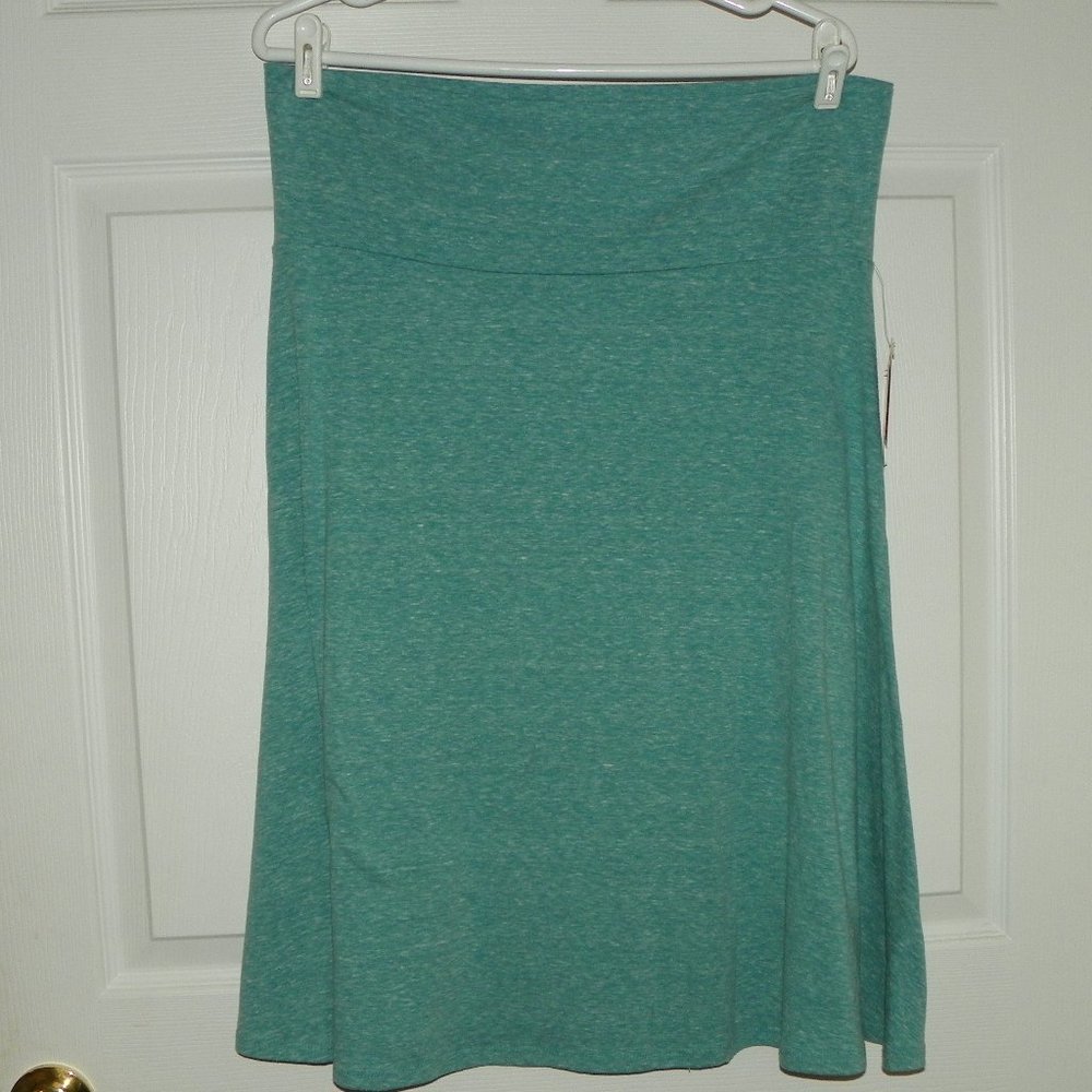 LuLaRoe Azure Skirt, New with tags